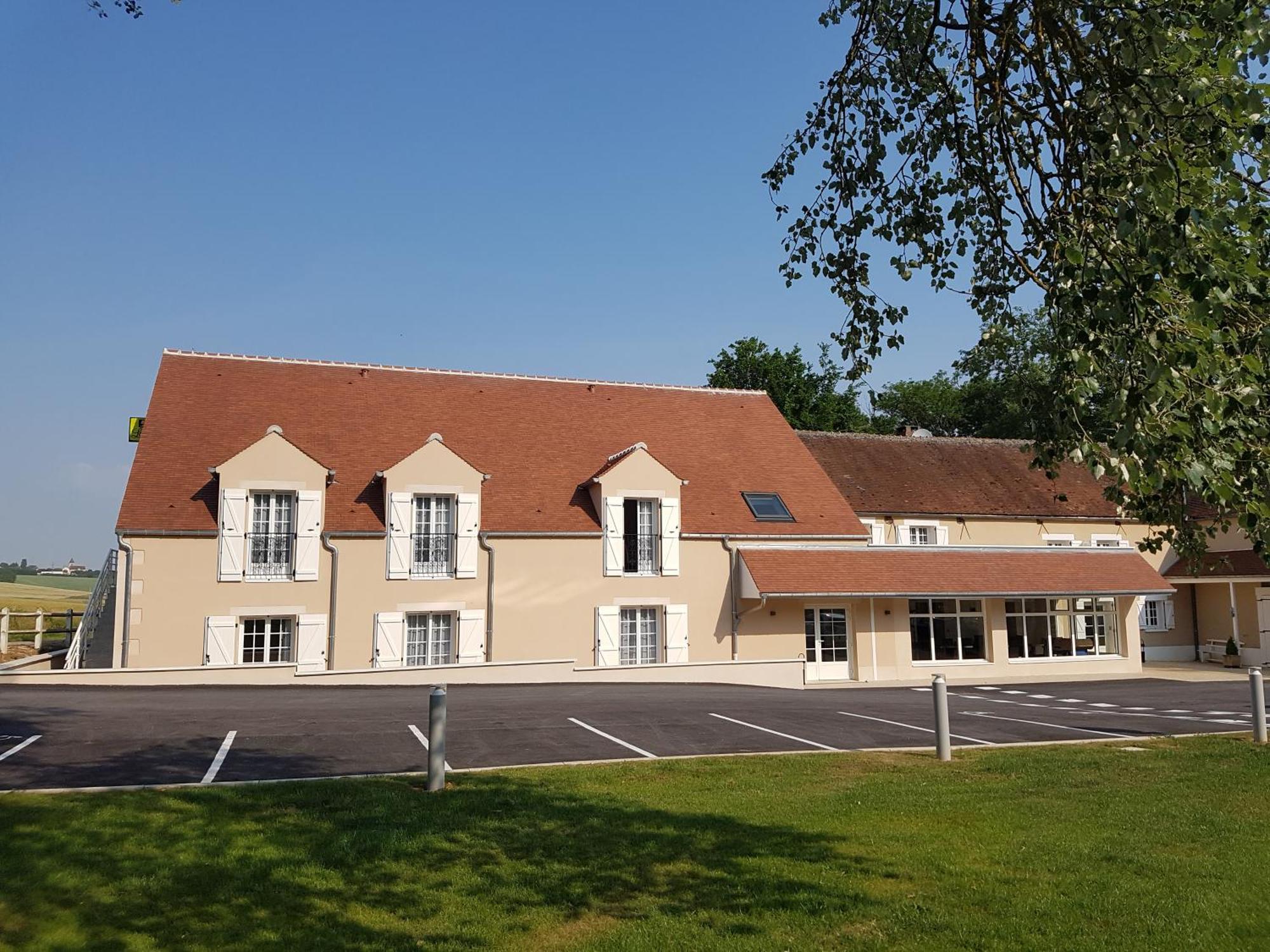 Logis Hotel Restaurant Le Moulin De La Coudre Venoy ภายนอก รูปภาพ