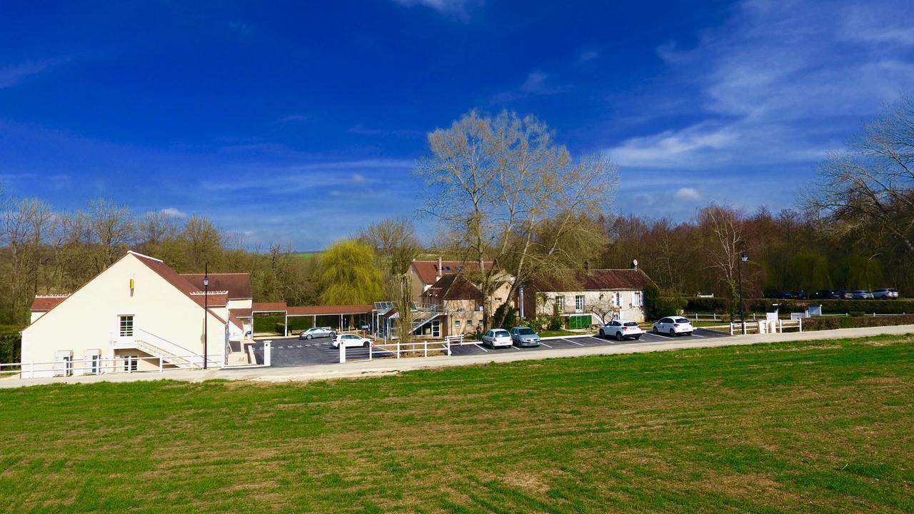 Logis Hotel Restaurant Le Moulin De La Coudre Venoy ภายนอก รูปภาพ